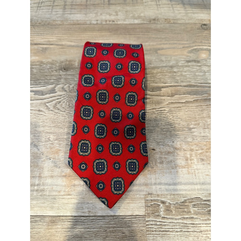 Kenneth Gordon Mens Tie Hand Printed Silk Medallion Red OS